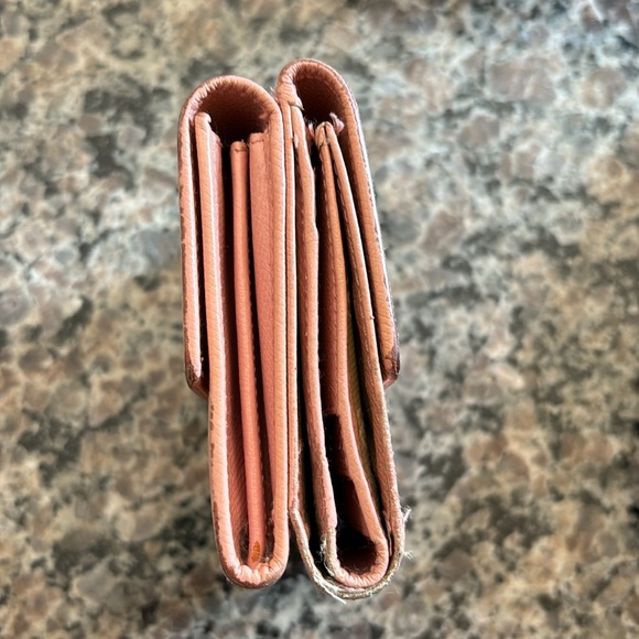 Authentic CHANEL Pink Compact wallet - Picture 4 of 16